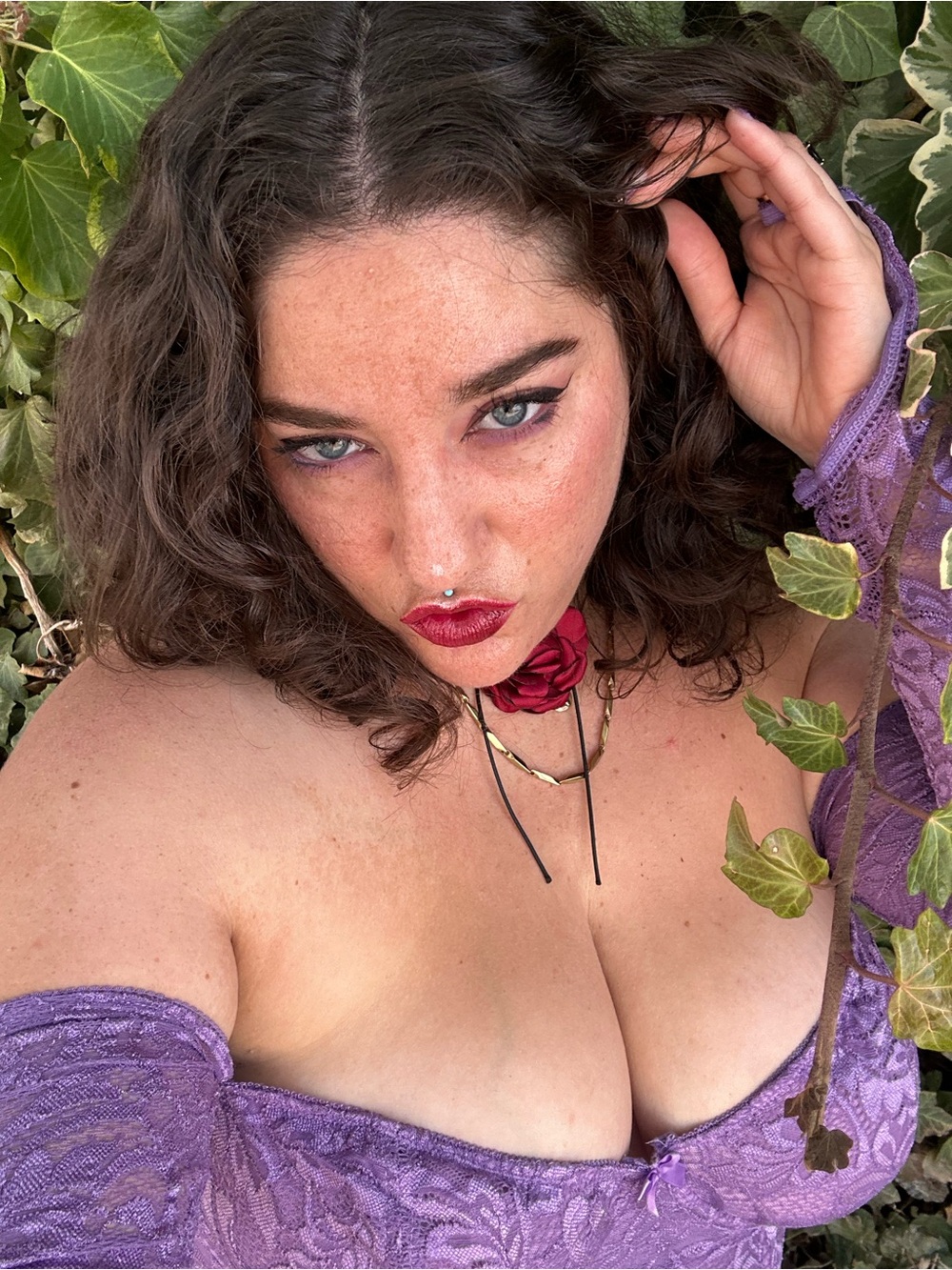 Sugar Thrillz Lavender Lace Corset Crop Top - Picture 4 of 4